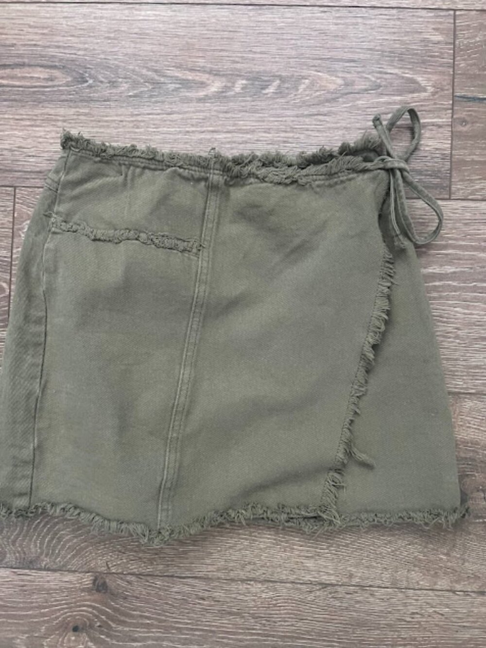 Cotton On Olive Green Denim Frayed Wrap Boho Mini Skirt Size 4
